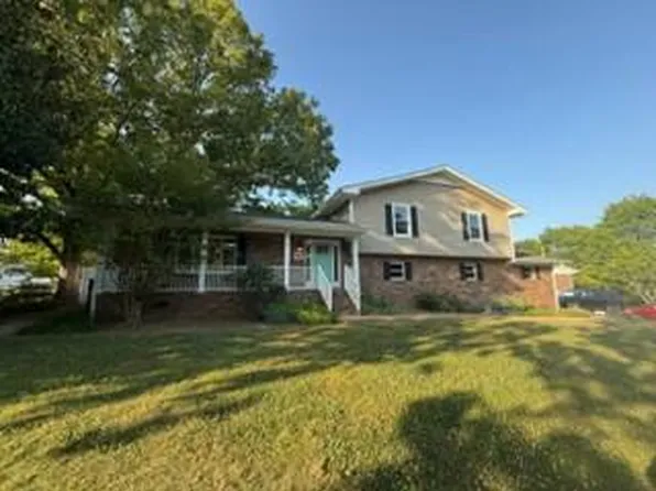 1737 Lakewood Cir, Hixson, TN 37343