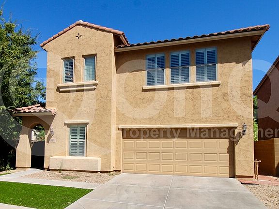 2nd image of 2210 W Marconi Ave