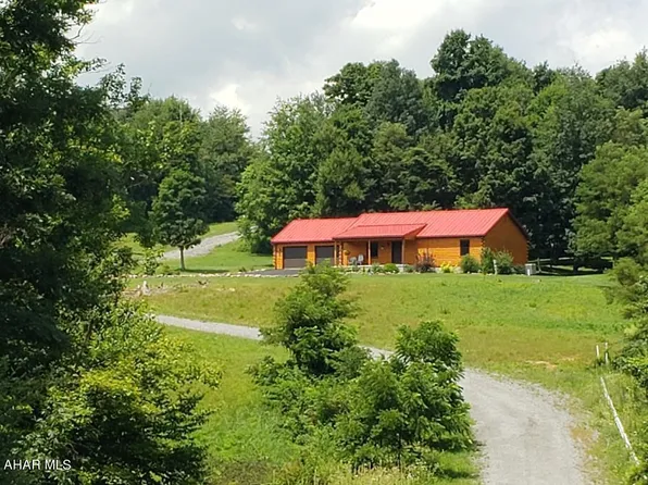 200 Ridge Way Dr, Everett, PA 15537
