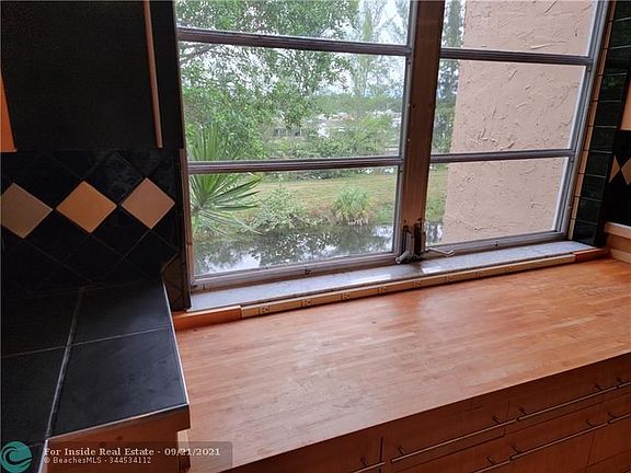 3rd image of 8140 SW 24th St APT 311