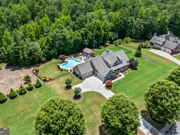 1211 Highgrove Ct, Monroe, GA 30655