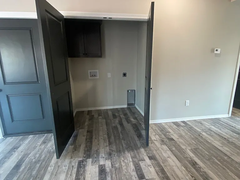 3611 Frontier Ave — Photo 15