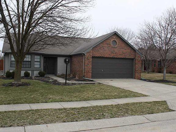3rd image of 12644 Pine Grove Ct
