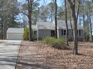 26 Ridge Rd, Cheraw, SC 29520