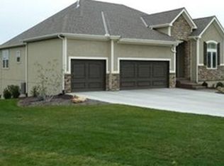 15216 Bond St, Overland Park, KS 66221