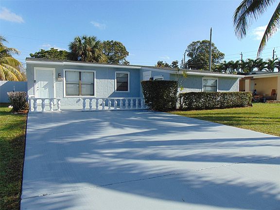 3rd image of 2550 NW 62nd Avenue