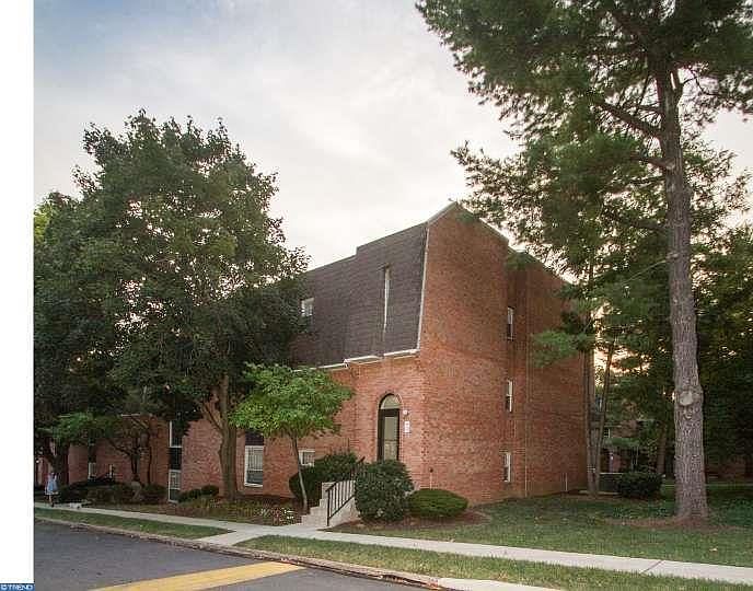 1st image of 4000 Gypsy Ln Unit 102