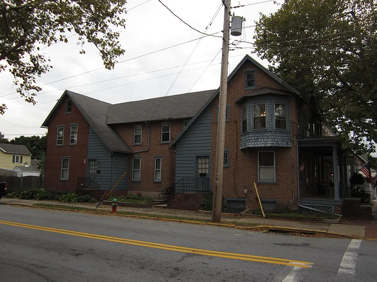 600 Delaware St #2 — Photo 1