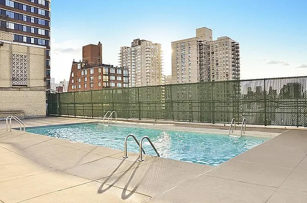 Sold by Level Group | media 13