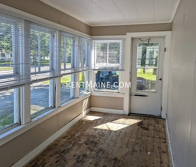 40 Gilman Falls Ave #2 — Photo 3
