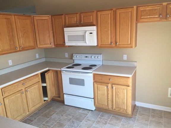 4th image of 3008 Gatewood Dr