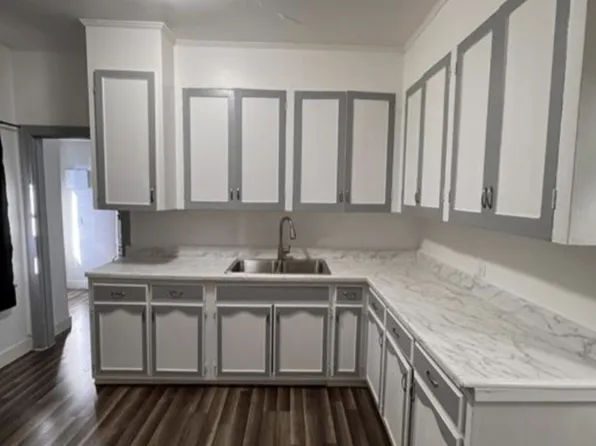 811 W 43rd St #811, Los Angeles, CA 90037