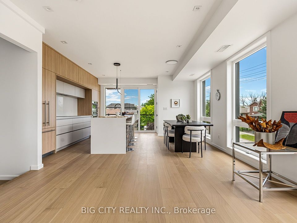 1st image of 276 Lanor Ave #3