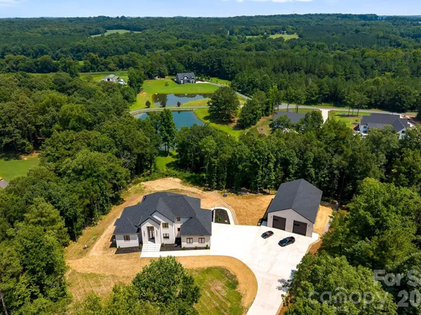6003 Israel Dr, Concord, NC 28025