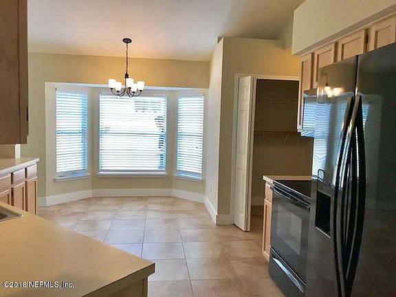 5th image of 4454 Cobblefield Cir W