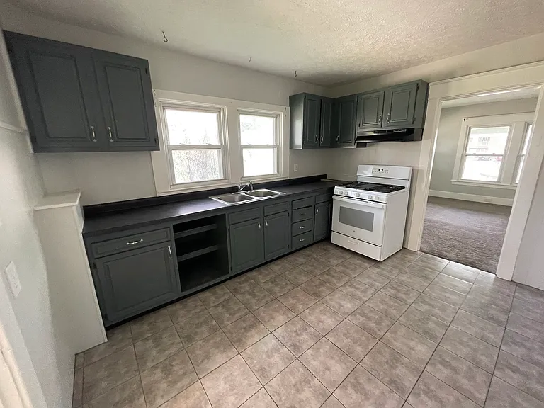 1701 Herbert Ave — Photo 5