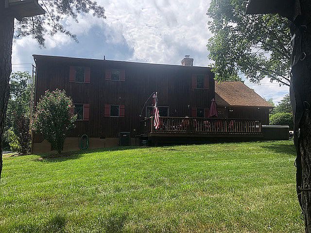 2nd image of 161 Lake Holiday Rd