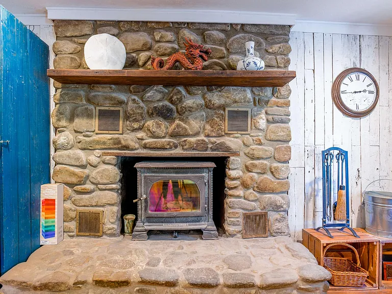 2143 Pisgah Hwy — Photo 8