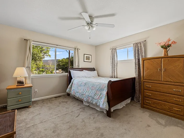 951 Euclid Ave #1 — Photo 21