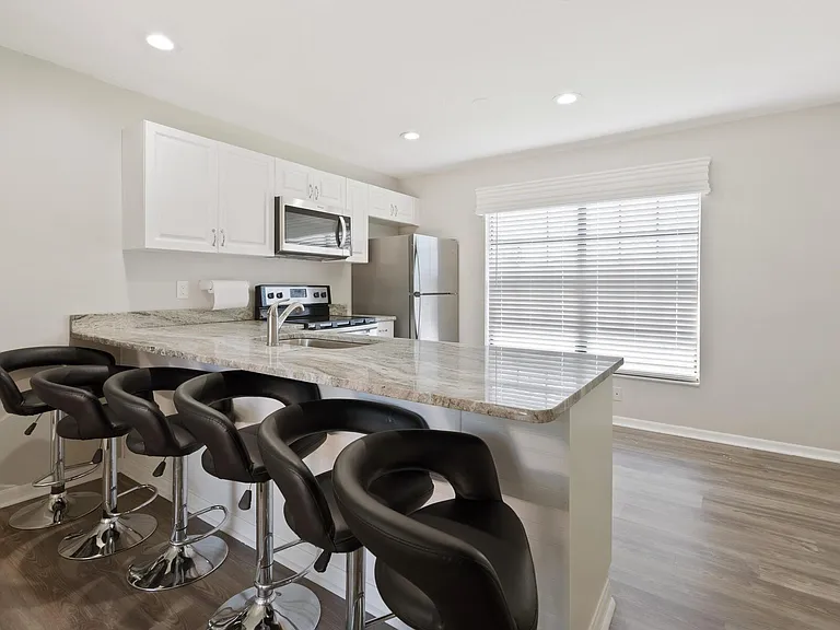 1756 Cottonwood Trl — Photo 40