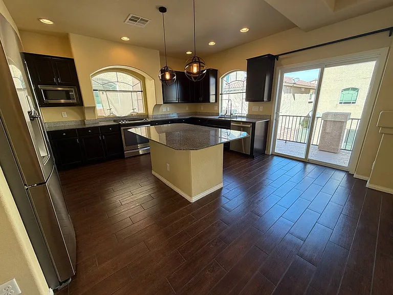 6014 Pirates Delight Ave — Photo 27