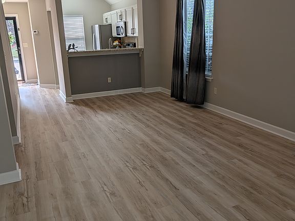 4th image of 7497 Pilot Cove Ct