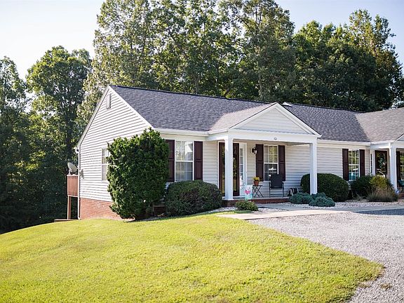 2nd image of 101 Royal Garden Ct