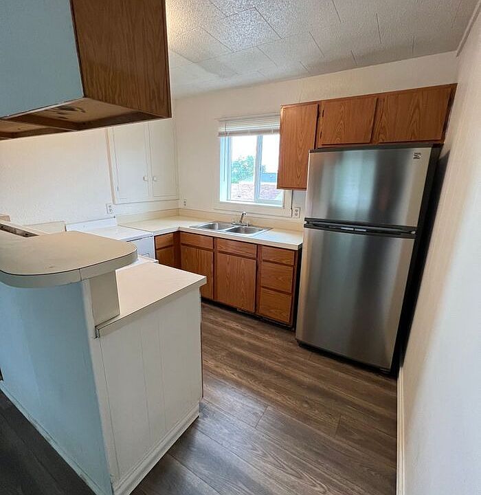 1st image of 866 N 5th St #2