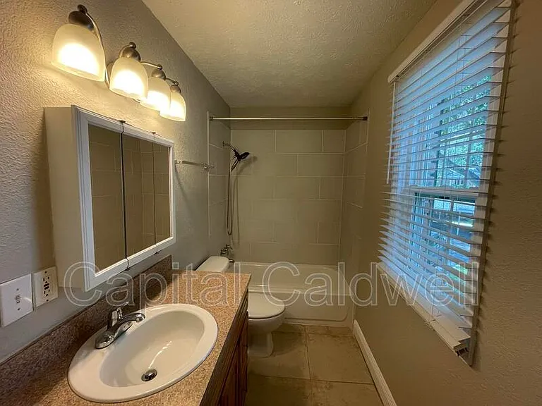 13686 Orange Sunset Dr #201 — Photo 24