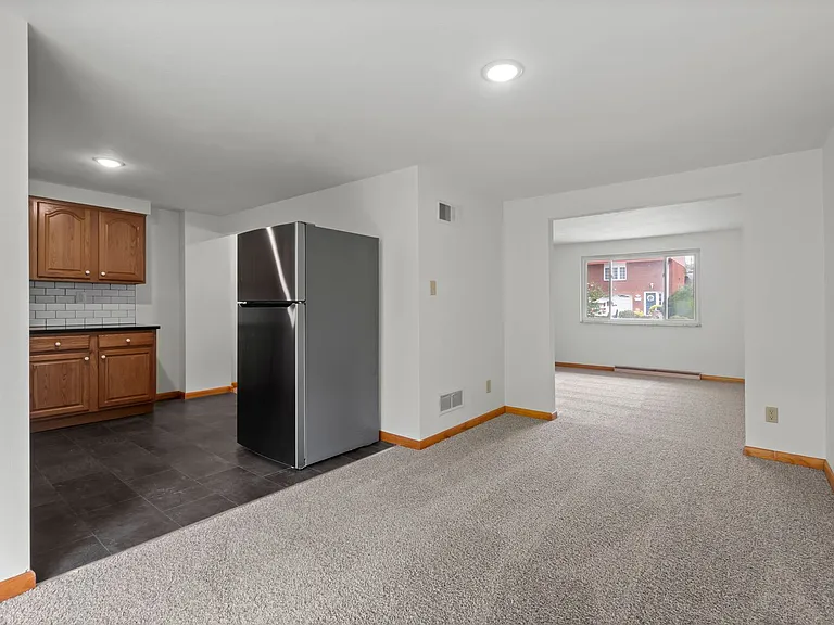 1105 Anna Ave — Photo 15