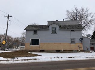1101 1st Ave S, Saint James, MN 56081