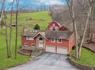 40 Dennis Rd, Lafayette, NJ 07848