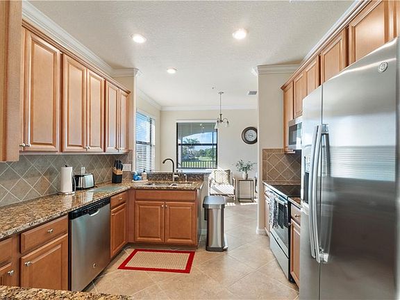 4th image of 9497 Casoria Ct #46201