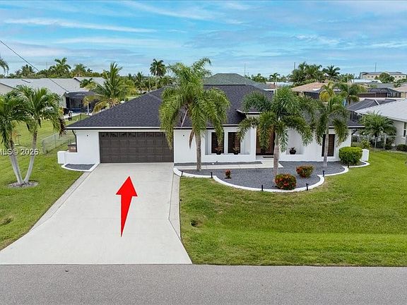 4th image of 3728 SE 18th Ave