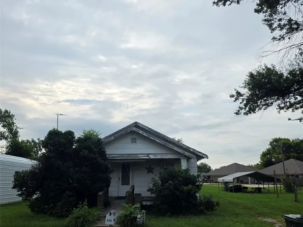 324 S Wewoka Ave #324, Claremore, OK 74017