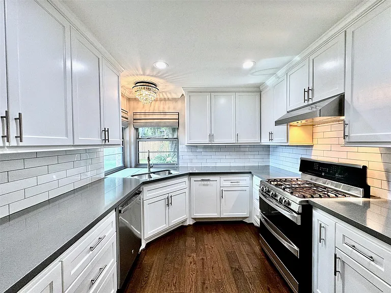 7743 Meadville St — Photo 14