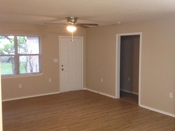 2nd image of 4321 E 61st St