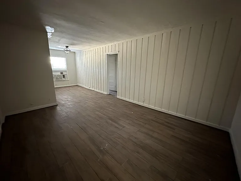 4402 Roseland St — Photo 19
