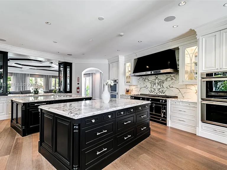 709 Idlewyld Dr — Photo 6