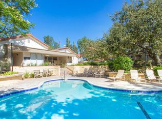 Country Oaks, Oak Park, CA 91377