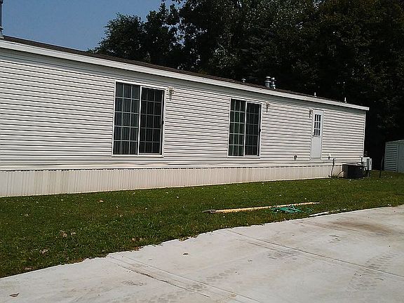 3rd image of 609 Rich Ln