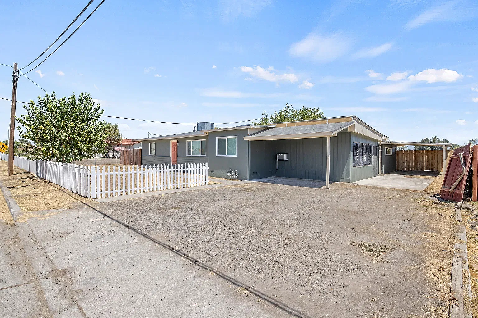 19415 Empire Street - 1 — Photo 1