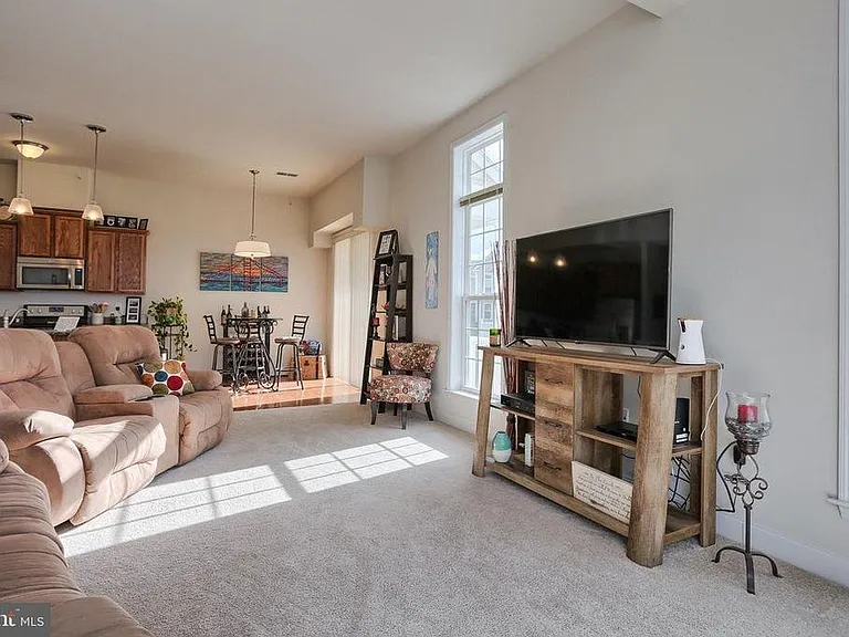 726 Whitetail Dr — Photo 1
