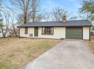 128 Greenbrier Lane, Hollister, MO 65672