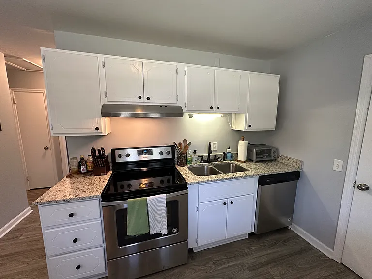 1523 W Robinhood Dr — Photo 9