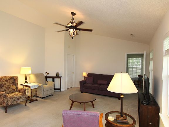 4th image of 321 Seneca River Dr