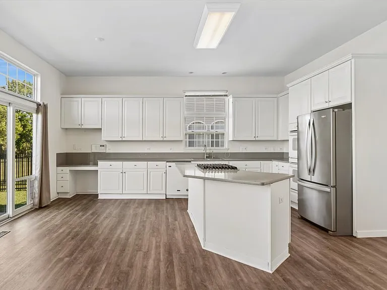 6623 Majestic Way — Photo 10