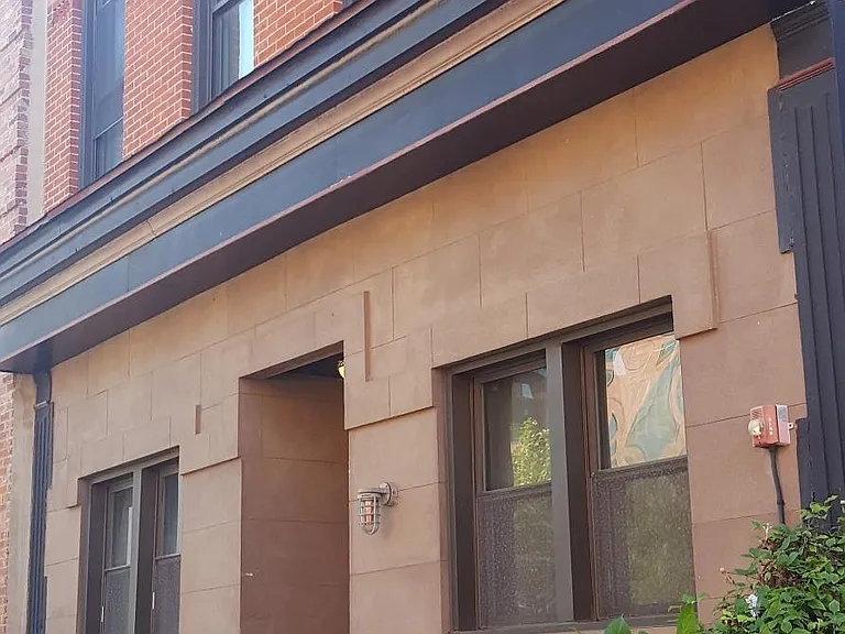 515 Manila Ave #1A — Photo 1
