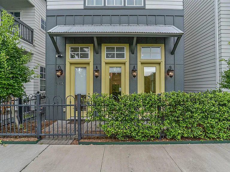 5308 S Capitol St — Photo 4
