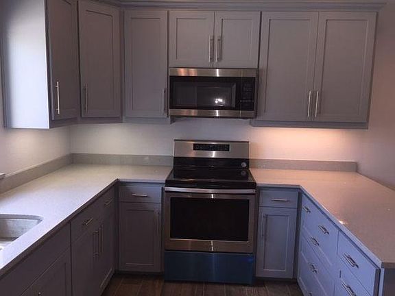 4th image of 510 Strom Ct